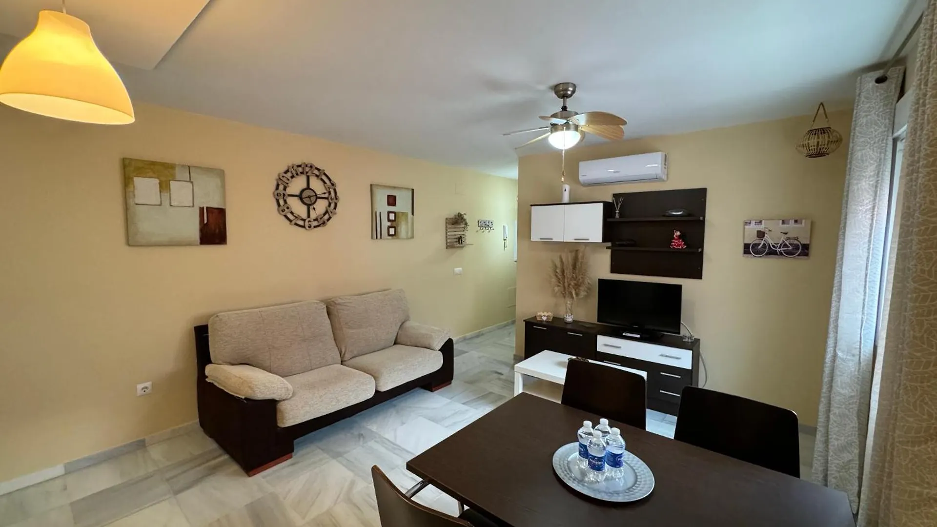 Ecija Plata Rota Apartment By Cadiz4Rentals